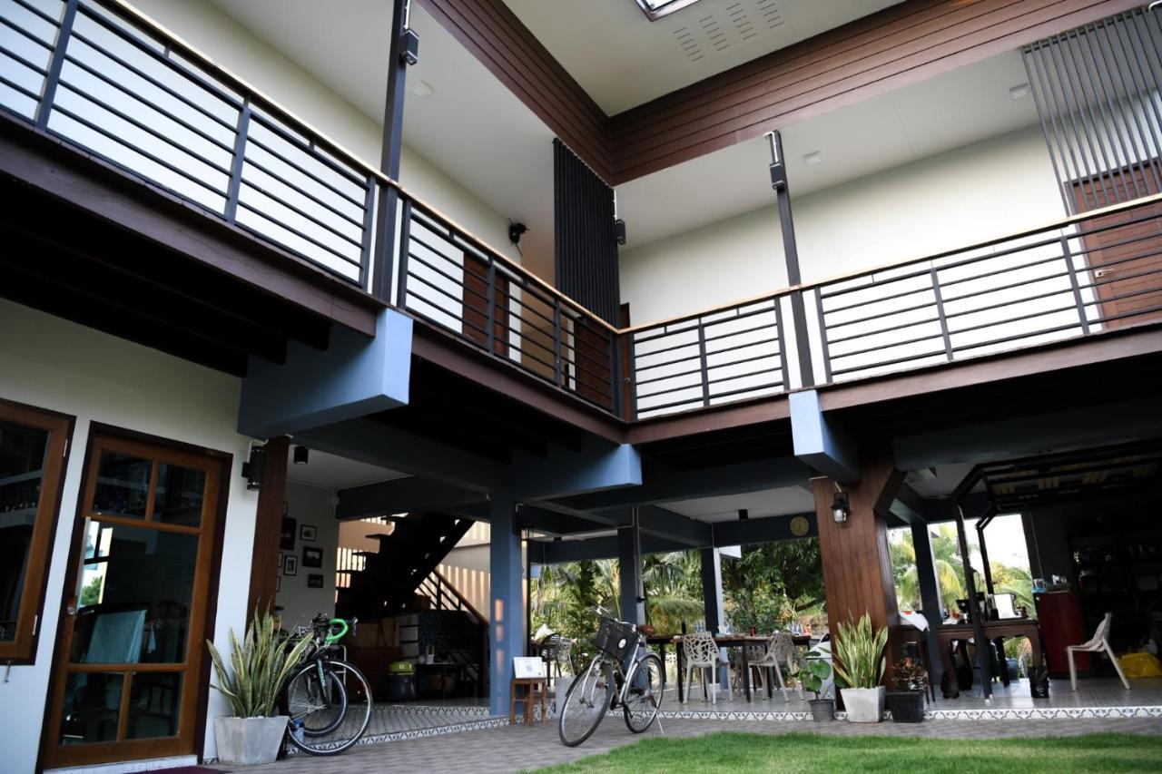Sabua The Terrace Homestay Uthai Thani Exterior foto